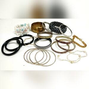 Bundle of Vintage Bangles And Bracelets